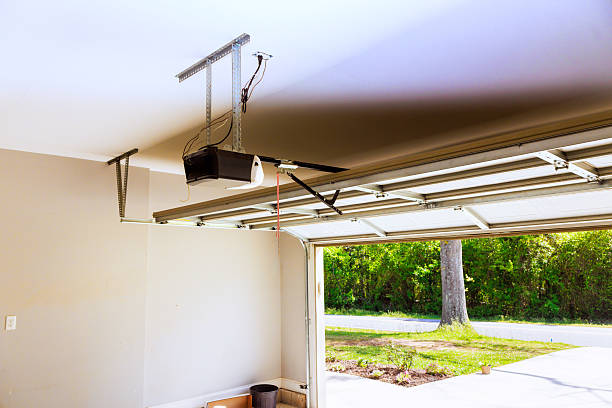 Top rated local Garage Door Panel Replacement specialists in Garnett, KS